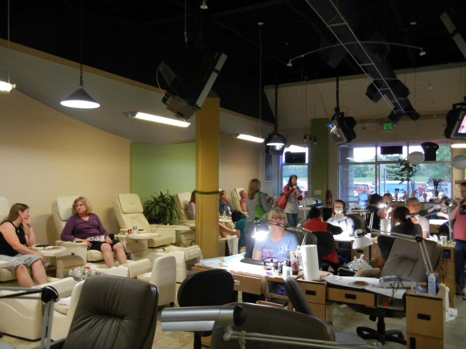 Unique Nail Salon & Spa Fort Collins CO nail photo 5
